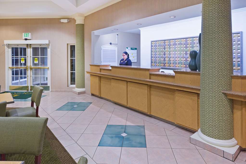 La Quinta By Wyndham Shreveport Airport Hotell Interiør bilde