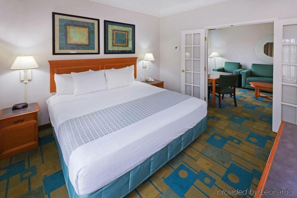 La Quinta By Wyndham Shreveport Airport Hotell Eksteriør bilde